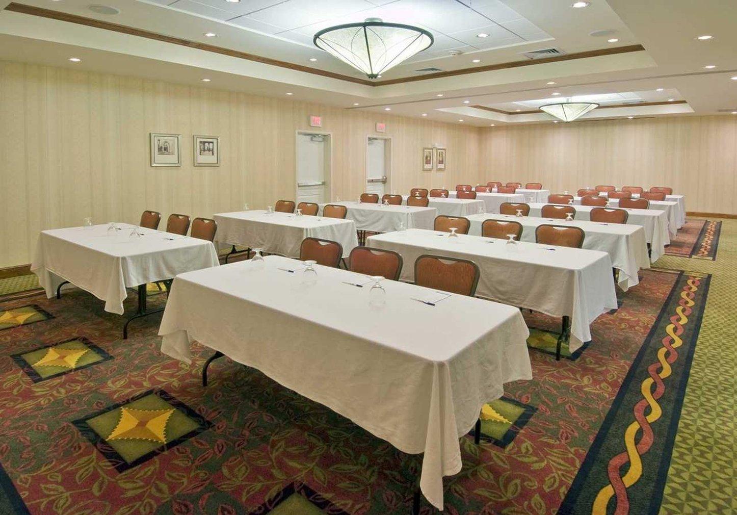 Hilton Garden Naperville/warrenville Hotel 3*