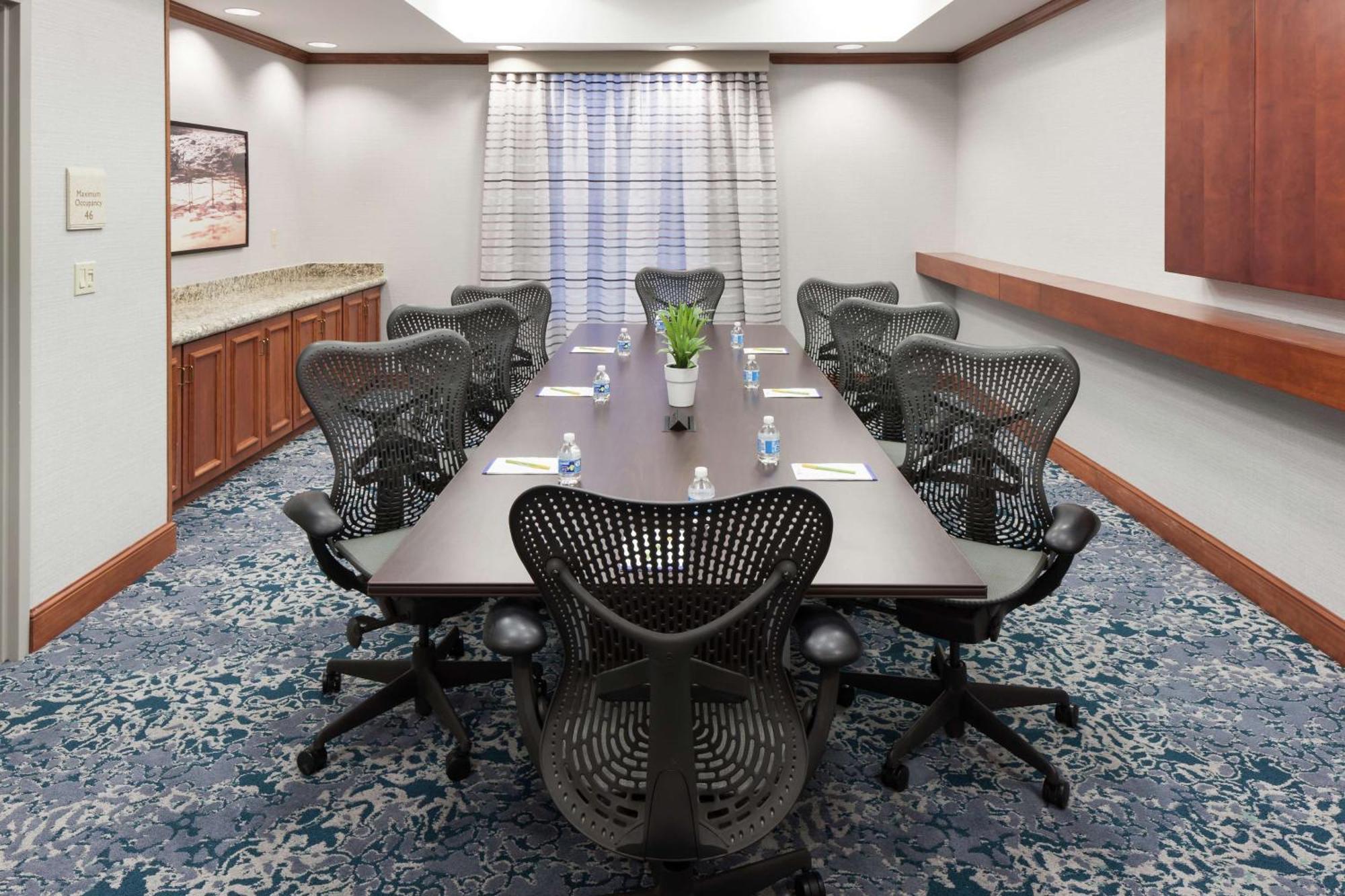 Hotel Hilton Garden Naperville/warrenville 3*