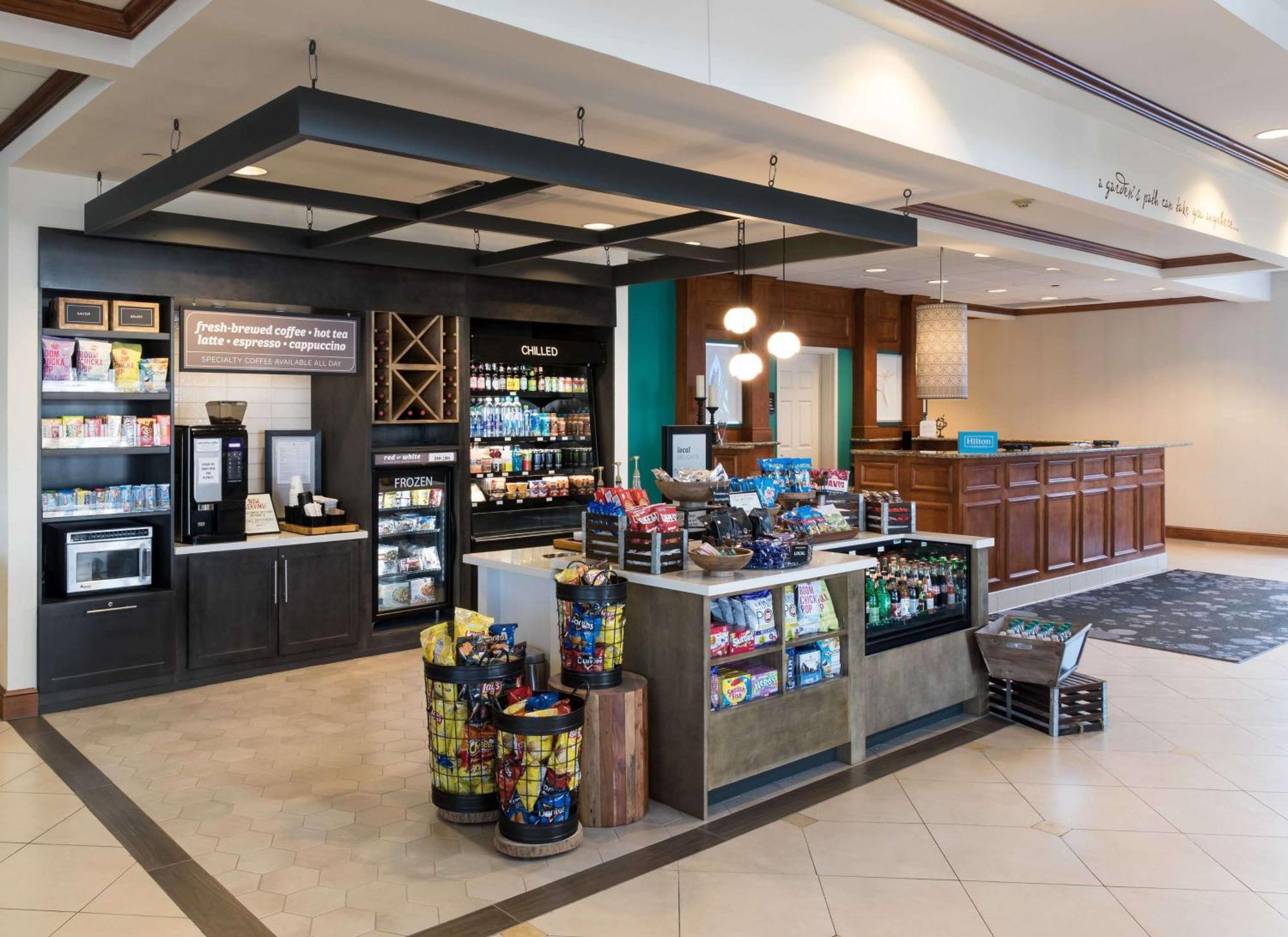 Hilton Garden Naperville/warrenville 3*