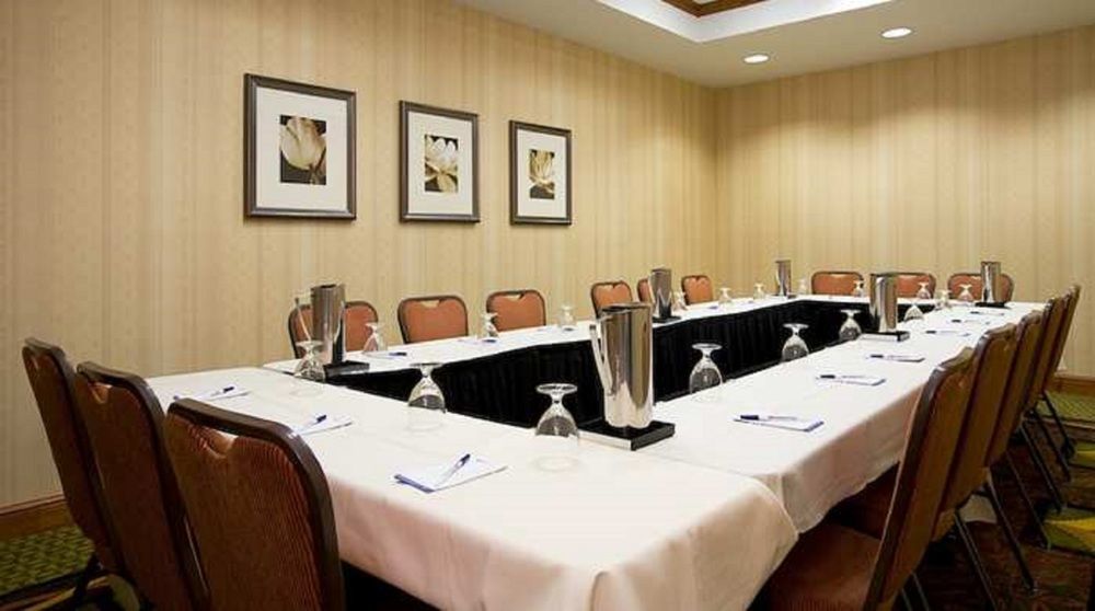 Hilton Garden Naperville/warrenville Hotel