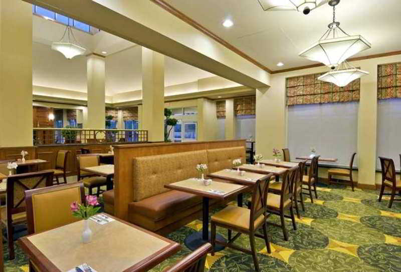 Hilton Garden Naperville/warrenville Warrenville